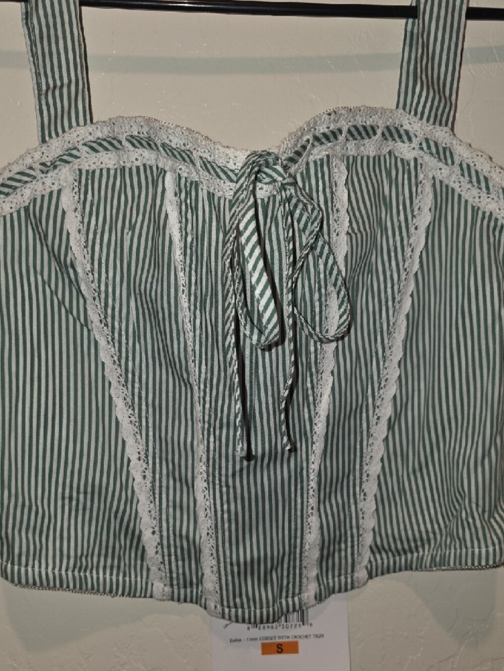 Green and White Striped Lace-Trim Crop Cami - Picture 8 of 10